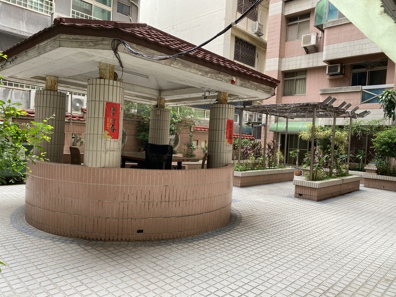 羅保母